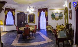 Отель Hotel Pałac Tarnowskich Островец-Свентокшиский Апартаменты с 1 спальней-1