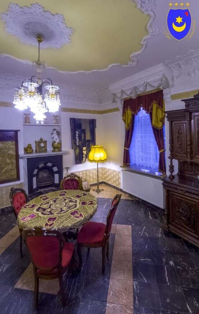 Отель Hotel Pałac Tarnowskich Островец-Свентокшиский-10